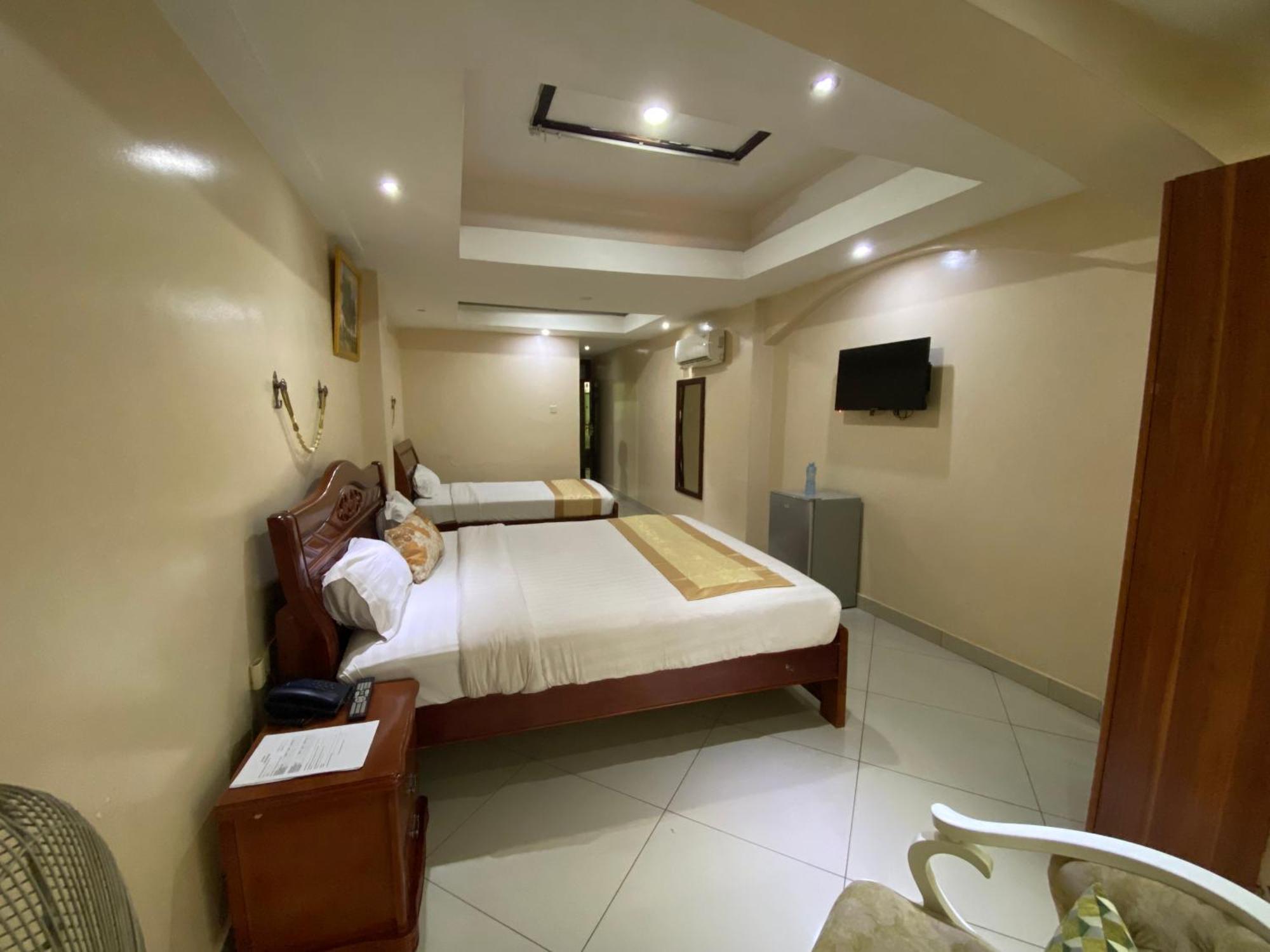 La Grande Hotel Кампала Экстерьер фото